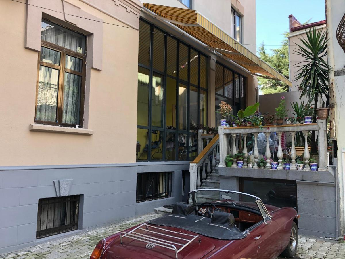 Batumi 1912 Aparthotel Bagian luar foto